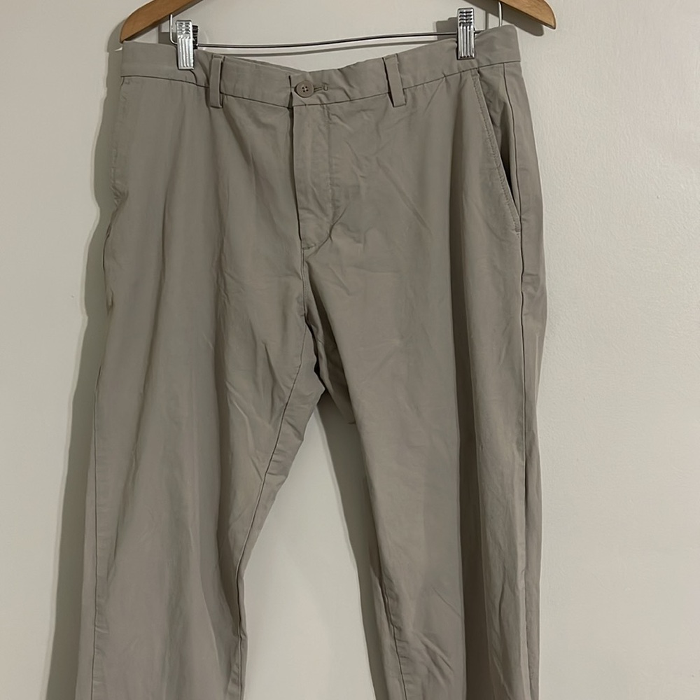 Vineyard Vines on the go pants 34x32 - Picture 7 of 9